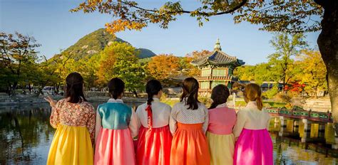 aug 8월: 한국의 여름과 문화적 의미