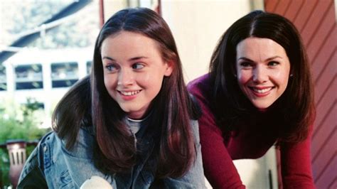 Gilmore Girls - Niezapomniane historie matki i córki z malowniczego miasteczka Stars Hollow!